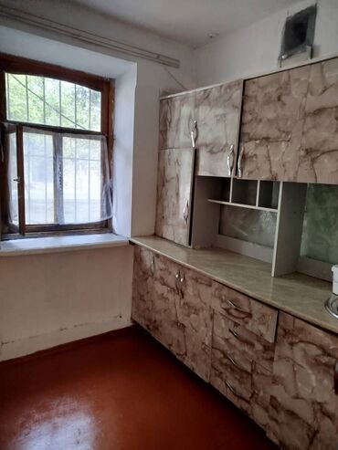 однокомнатная квартира ош: 2 комнаты, 49 м², 1 этаж
