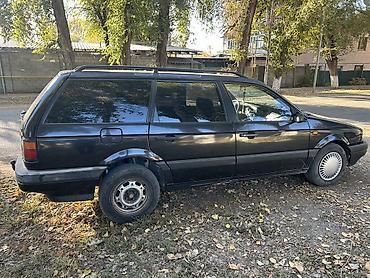 саната зеркала: Volkswagen Passat Variant: 1992 г., 2 л, Механика, Бензин, Универсал — 4