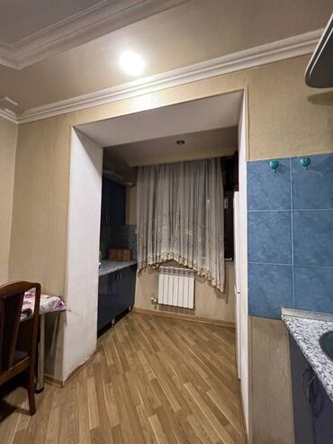 Uzunmüddətli kirayə mənzillər: 9 cu MKR-da Mircəlal küçəsində yerləşən 9 mərtəbəli binanın 5-ci — 14