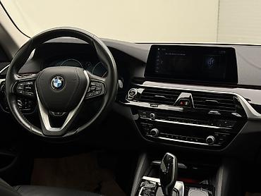 BMW: BMW 5 series: 2019 г., 2 л, Автомат, Бензин, Седан — 10