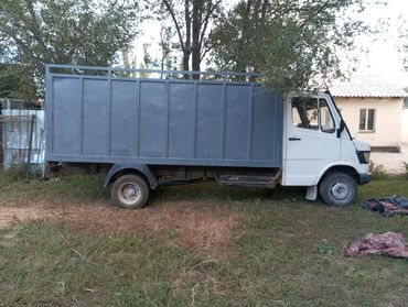 р 15 с: Mercedes-Benz CE-Class: 1994 г., 2.9 л