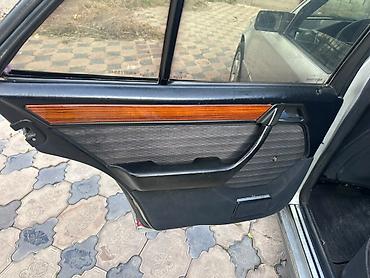 mercedes benz w124 ешка: Mercedes-Benz W124: 1992 г., 2 л, Механика, Бензин, Седан — 9