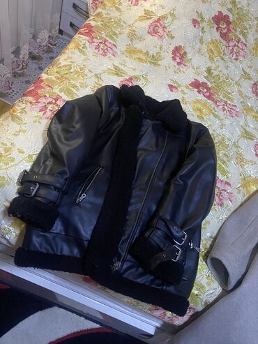 2 ci el velosipedler: Женская куртка Zara, L (EU 40), цвет - Черный