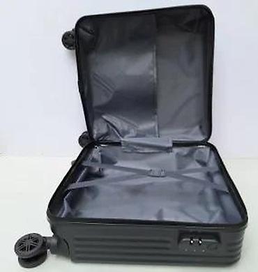 Putni koferi i torbe: Tvrdi kofer sa motivom superjunaka – kabinski format - Materijal — 8