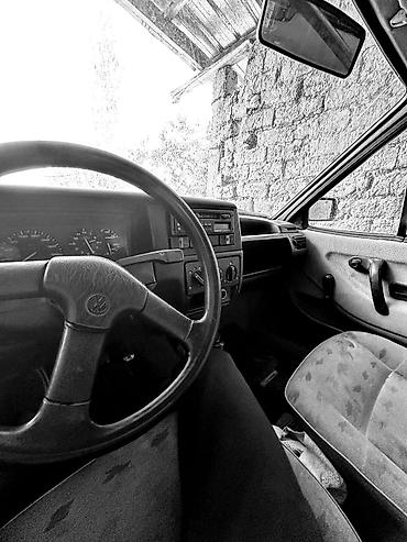 Продажа авто: Volkswagen Polo: 1990 г., Механика, Бензин, Седан — 2