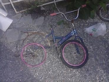 10 yaş için motorlar: Uşaq velosipedləri – 3 velosipetdir yungul xercleri var hamisi 40m — 1