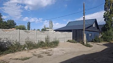 Здание, 100 м²
