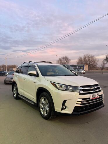 Toyota: Toyota Highlander: 2019 г., 3.5 л, Вариатор, Гибрид, Кроссовер — 2