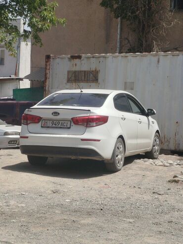 автомобили в рассрочку без первоначального взноса: Kia Rio: 2016 г., 1.4 л, Механика, Бензин, Седан