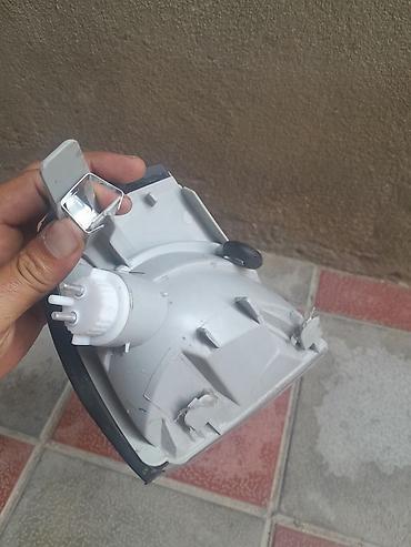 16 mini: Avtomobilin ön sağ dönmə/siqnal işığı (yan fara bucaqlığı) - Korpus — 3