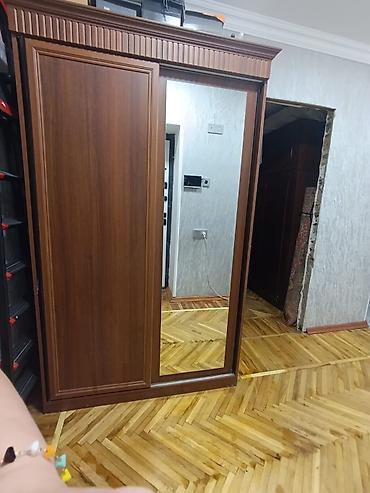 İşlənmiş, 2 qapılı, Güzgülü, Qəhvəyi, Taxta, Kupe, Düz dolab lalafo.az -da İşlənmiş, 2 qapılı, Güzgülü, Qəhvəyi, Taxta, Kupe, Düz dolab