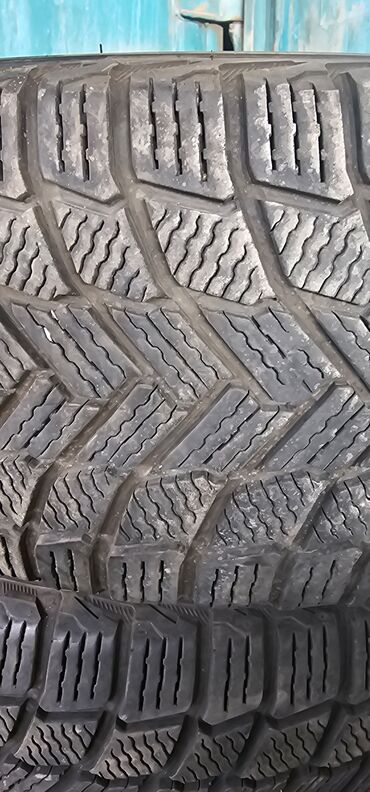 Шины: Шины 235 / 45 / R 18, Зима, Б/у, Пара, Легковые, Китай, Michelin