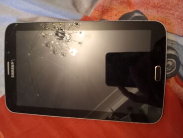 Samsung: Biri 10 AZN — 4