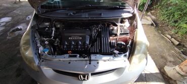 опель вектра б: Honda Fit: 2003 г., 1.3 л, Автомат, Бензин, Хэтчбэк