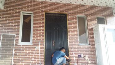 Plitə işləri: Xidmət: Kafel-metlax və fasad işləri Təsvir: - Hamam, sanitar — 30