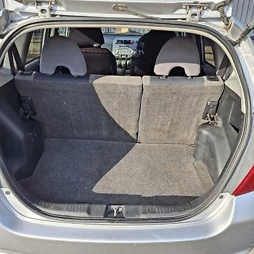 Honda: Honda Fit: 2002 г., 1.3 л, Автомат, Бензин, Хэтчбэк — 9