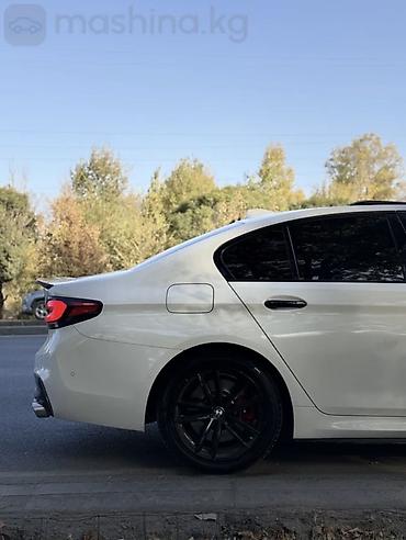 e53 4 8: BMW 530: 2018 г., 2 л, Бензин, Седан — 4