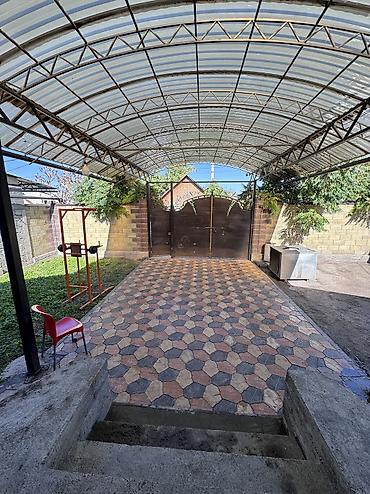 Продажа коттеджей и домов: 4 комнаты, 100 м², 4 соток, Бишкек, Токольдош Агентство недвижимости — 17
