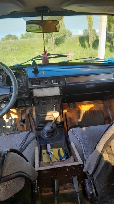 ГАЗ: ГАЗ 31029 Volga: 1994 г., 2.4 л, Механика, Бензин, Седан — 11