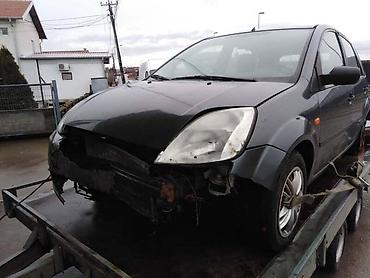 golf 1: ENTERIJER 5 VRATA ZA FORD FIESTA OD 2002. DO 2005. GOD. | Polovni — 2