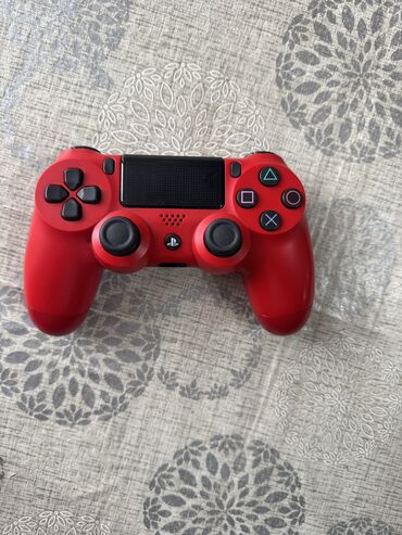 PS4 (Sony Playstation 4): Playstation 4 dualshock

✅Pultlar orginal və ideal vəziyyətdədər