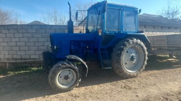 Traktorlar: Traktor BELARU, 1990 il, 82 at gücü, İşlənmiş