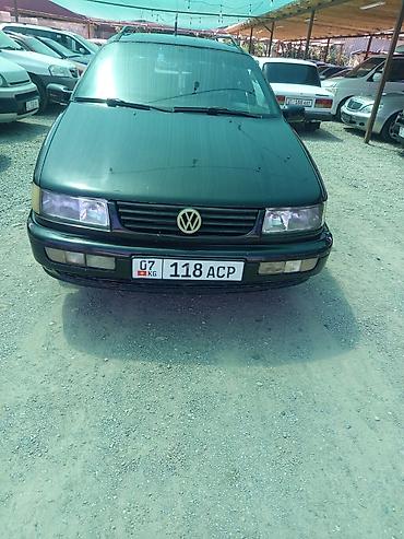 Унаа сатуу: Volkswagen Passat: 1994 г., 2 л, Кол менен иштөөчү, Бензин, Универсал — 6