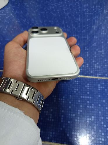 ayfon 16 qiyməti: IPhone 17 Pro, 256 GB, Gümüşü, Simsiz şarj — 2
