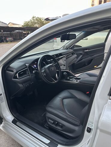 Toyota: Toyota Camry: 2018 г., 2.5 л, Автомат, Бензин, Седан — 6