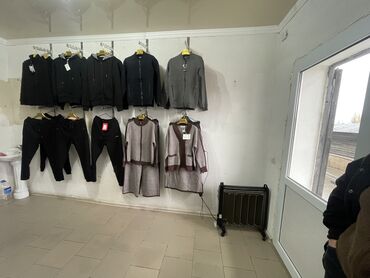 купить дом из контейнера: Готовый бизнес Аренда 15 тыс первая линия Проходимость есть Можете