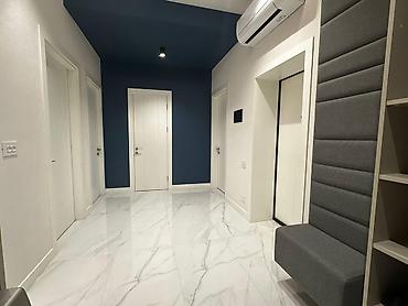 Yeni tikili: Satılır 2 otaqlı yeni tikili 95 m², Ağ şəhər q. Kateqoriya Yeni — 14
