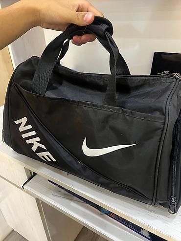 Спорттук сумкалар: Спортивная сумка Nike, черная - Формат: дорожная/тренировочная — 1