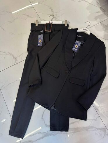 Kompleti: New Colection Richmond Odela 36/38/40/42/44/46 Cena 4800 Din — 1