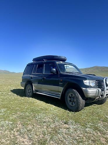 Унаа сатуу: Mitsubishi Pajero: 2003 г., 2.5 л, Кол менен иштөөчү, Дизель, Жол тандабас — 7