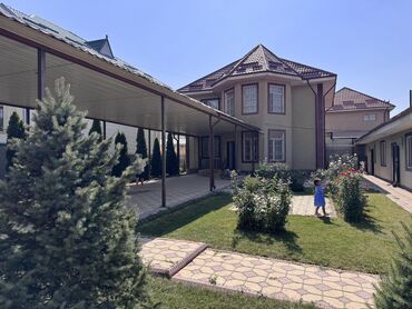 1 комнатная квартира на сутки в оше: 250 кв. м, 4 бөлмө, Жылытылган, Жылуу пол, Брондолгон эшиктер