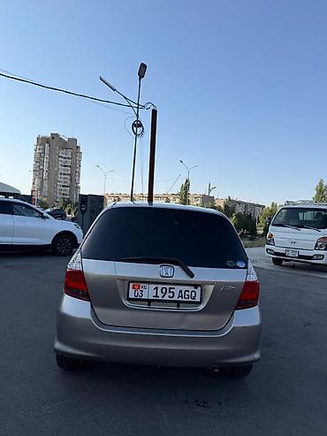 рычак на фит: Honda Fit: 2003 г., 1.3 л, Автомат, Бензин — 4
