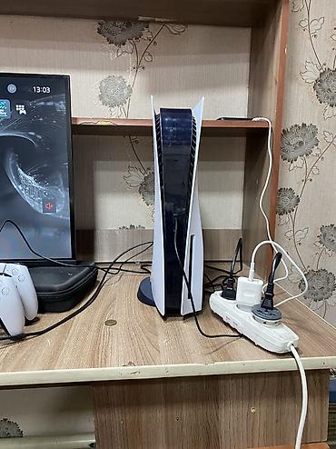 PS5 (Sony PlayStation 5): Sony PlayStation 5 (версия с дисководом) Комплектация и особенности — 3