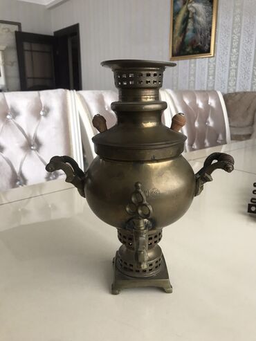 Digər məişət məhsulları: Temiz misdi. Hündürlüyü 30sm. Dekorativ samavardi