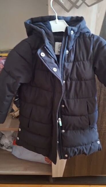 женский комбинезон с шортами: Cool club -dan baha alınıb.1 sezon geyilib,təmiz və səliqəlidir.5-6yaş