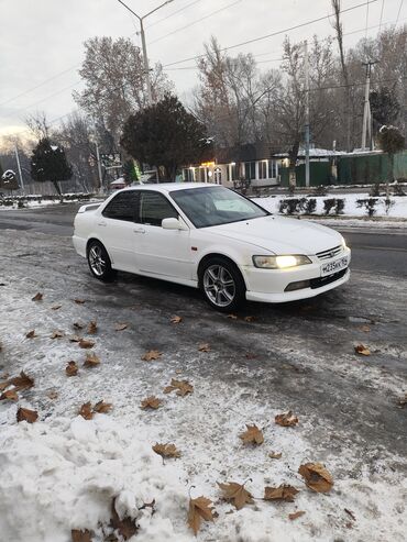 акорд 1: Honda Accord: 2000 г., 2 л, Автомат, Бензин, Седан