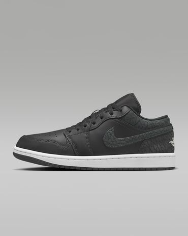 Кроссовки и спортивная обувь: Продаю nike air jordan 1 se low, цвет off noir. Заказывал с сайта