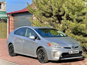 Toyota: Toyota Prius: 2015 г., 1.8 л, Автомат, Гибрид, Хэтчбэк — 4