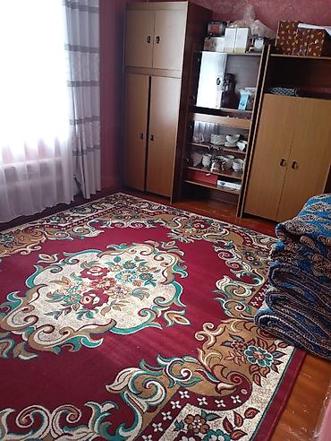 Продажа коттеджей и домов: Продаётся дом в Кара Балте. Барачного типа с закрытым двором.Адрес — 6