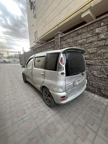 тайота ярис версо: Toyota Yaris Verso: 2001 г., 1.3 л, Механика, Бензин, Минивэн — 5