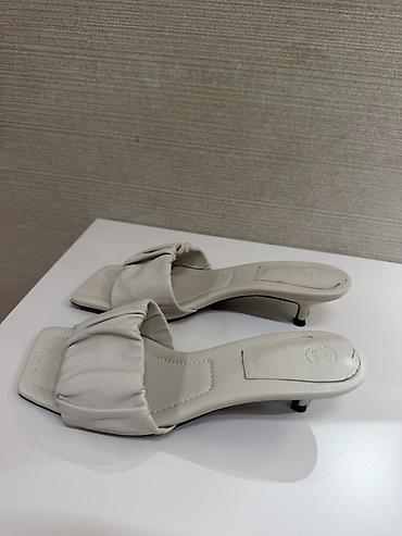 Босоножки, сандалии, шлепанцы: Босоножки, 39, Massimo Dutti, Б/у, цвет - Бежевый, Самовывоз, Платная доставка — 3