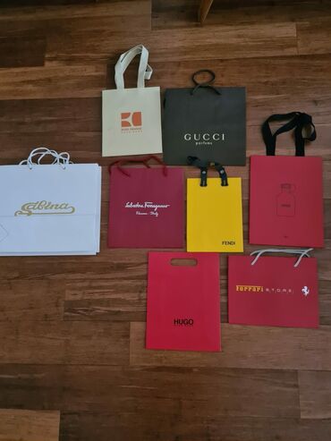 Hədiyyə bağlamaları: Hədiyyə paketi, Yeni, Ünvandan götürmə — 13