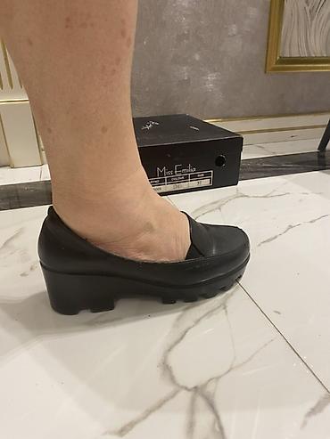 deri godekceler: Miss Emilia qadın ayaqqabısı - Model: J1165-6009 (qutuda qeyd olunub) — 2