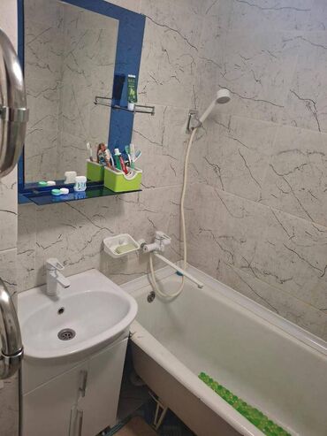 Продажа квартир: 3 комнаты, 62 м², 105 серия, 2 этаж