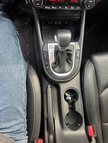 Kia: Kia K3: 2020 г., Вариатор, Бензин, Седан — 6