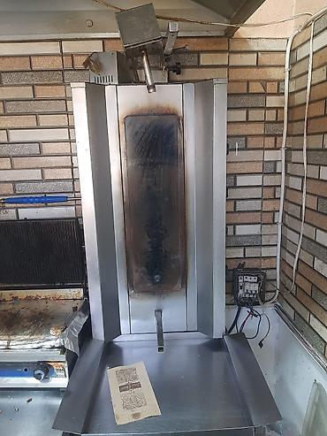 sendiviç panel: Doner/kebab şişi üçün peç – vertikal qril - Yanacaq: qaz (üst hissədə — 1